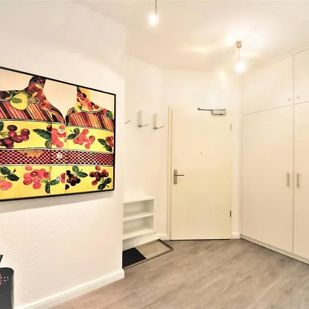 Seeblick 13 Roter Apartment